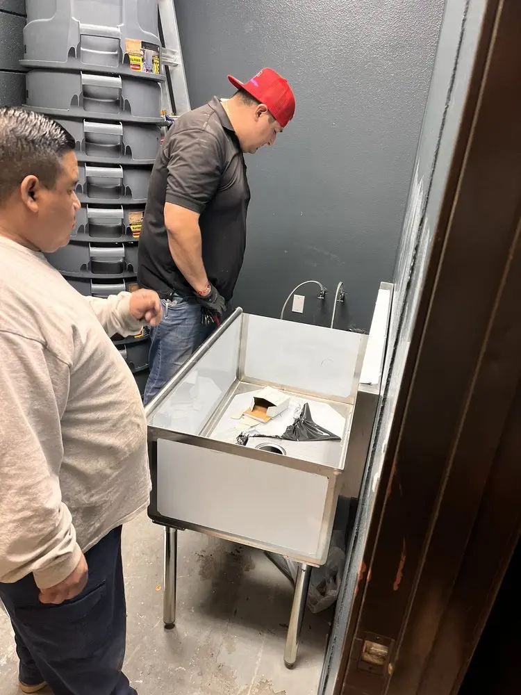 Commercial plumbing and sink installation in Plumas Lake
